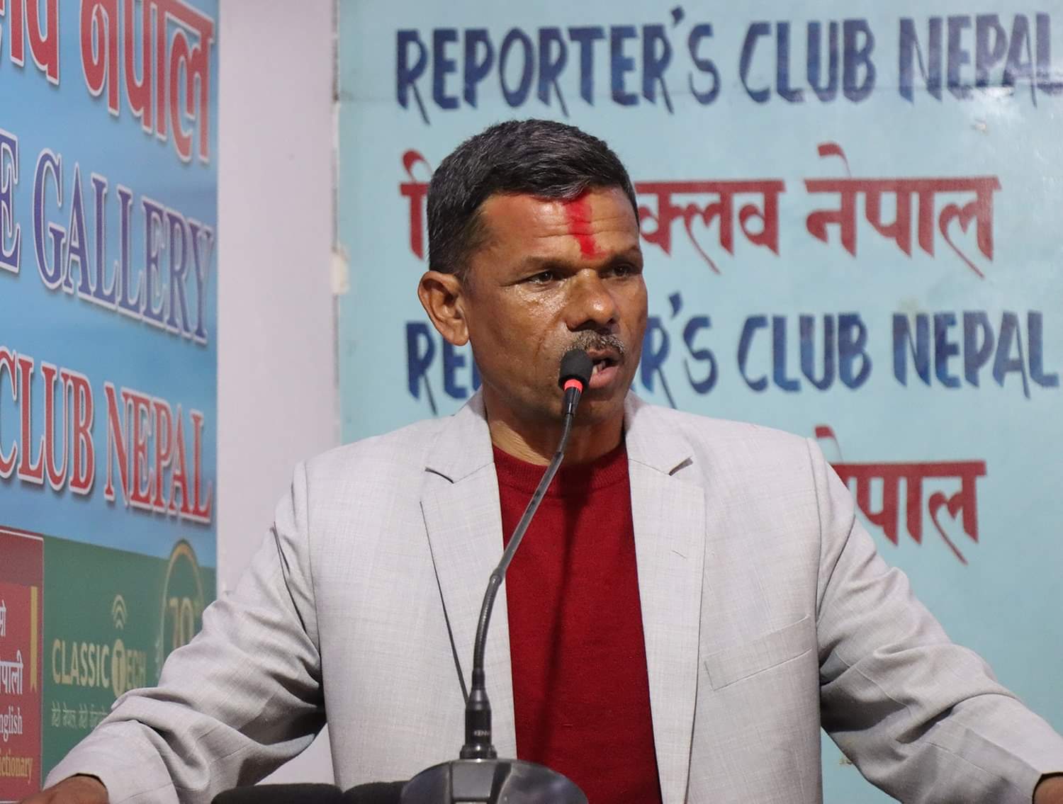 प्रधानमन्त्री ओलीसँग एक सयभन्दा बढि सांसद छन् ः प्रमुख सचेतक विशाल भट्टराई