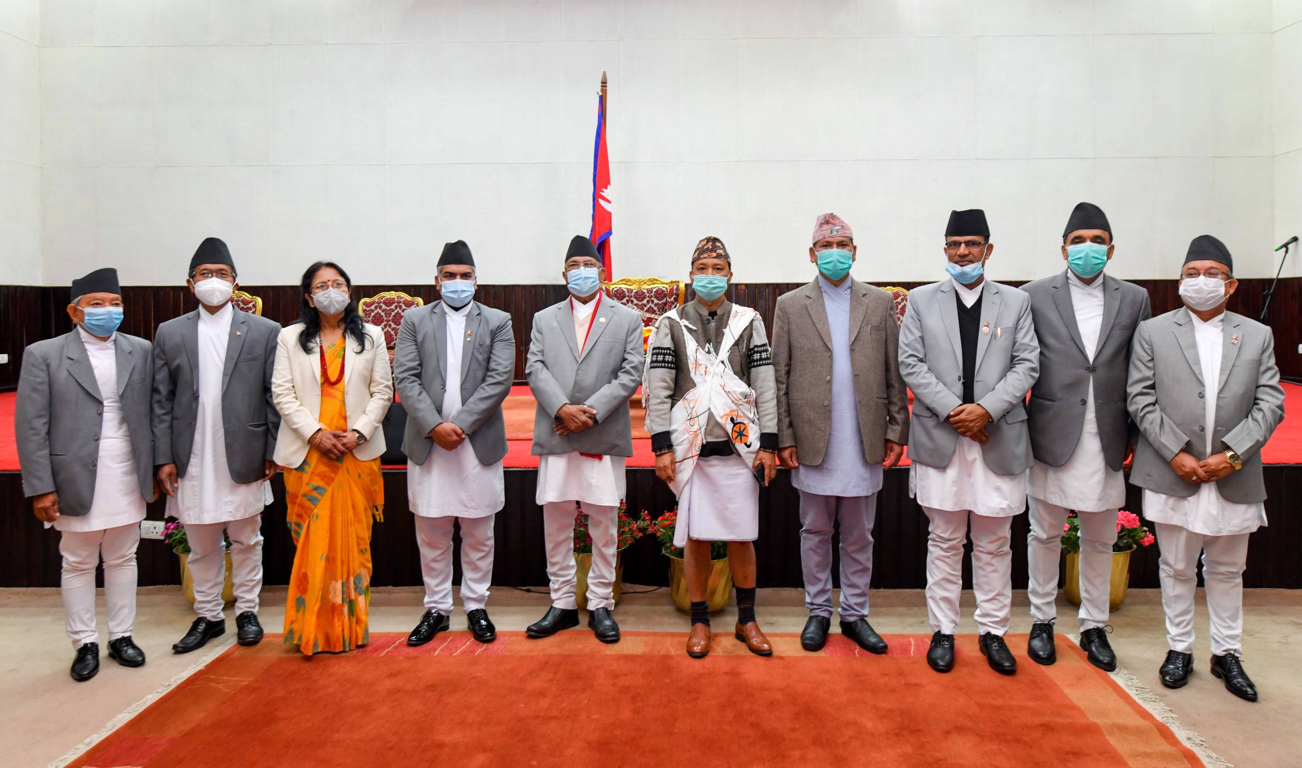 संवैधानिक आयोगका प्रमुख तथा सदस्यद्वारा शपथग्रहण