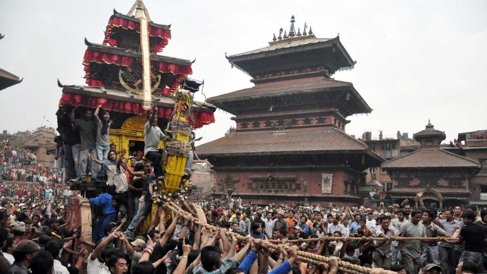बिस्काः जात्राको रथ बनाउने कार्य शुरु