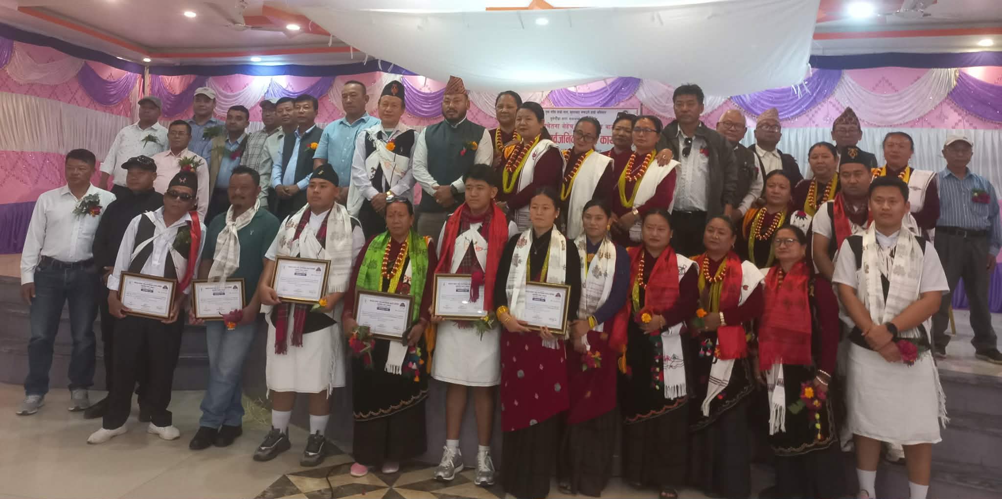 असल बाटो लघुचलचित्र दुुलेगौंडामा सार्वजनिक