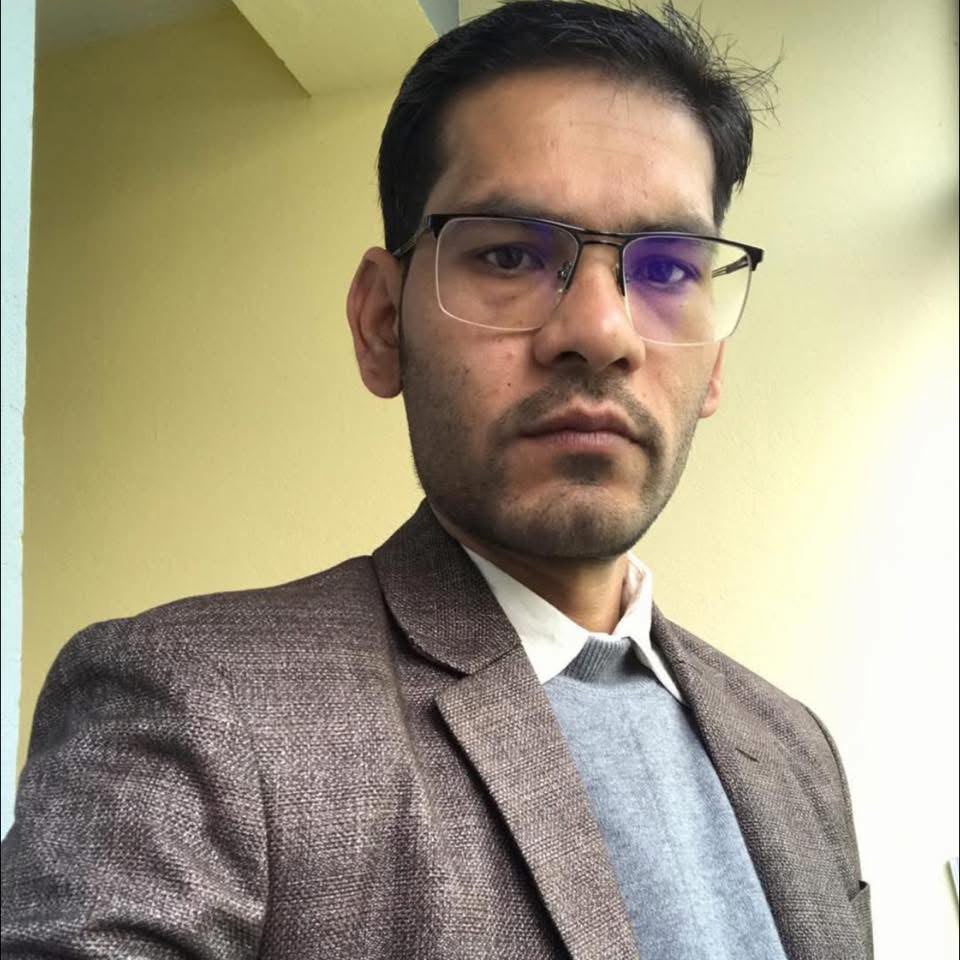 तनहुँ क्षेत्र नं. २ बाट महाधिवेशन प्रतिनिधिका लागि उम्मेदवारी दिदै अर्याल